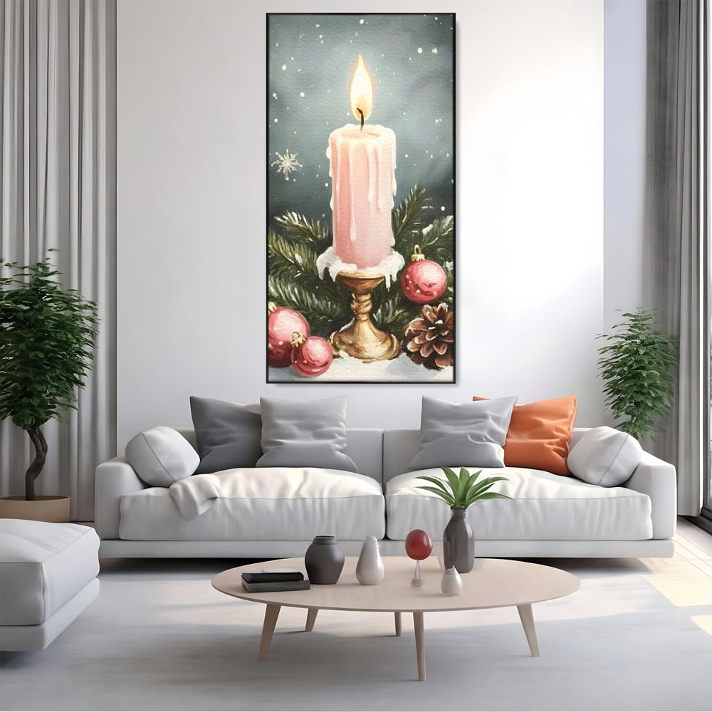 Tablou canvas cu tablou canvas cu lumanare roz si globuri, in rama de aluminiu negru, pe perete intr-un living